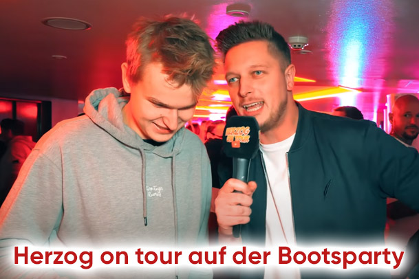 Daniel Herzog auf der Bootsparty